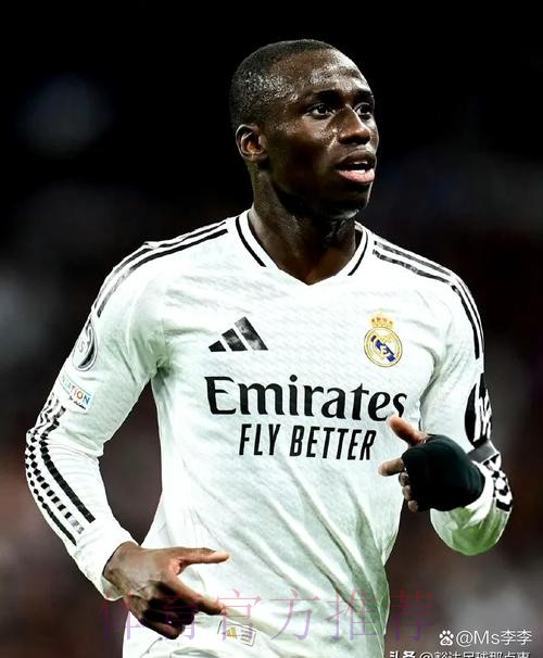 马卡:门迪要求上涨薪资 但皇马准备拒绝其要求 马卡:门迪要求上涨薪资 但皇马准备拒绝其要求